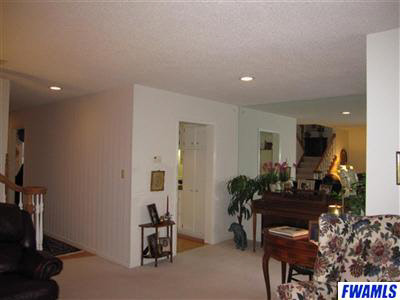 6733 Quail Ridge Lane Fort Wayne, IN 46804 - Photo 12 of 30 Gallery Image 12