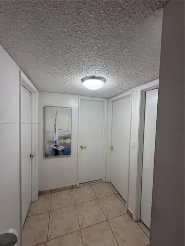 $2,450 | 1950 West 54th Street, Unit 409, Hialeah, FL 33012
