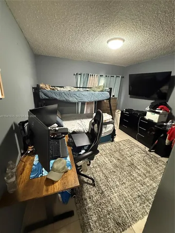 $2,450 | 1950 West 54th Street, Unit 409, Hialeah, FL 33012