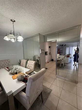 $2,400 | 1950 West 54th Street, Unit 409, Hialeah, FL 33012