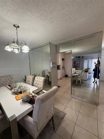 $2,450 | 1950 West 54th Street, Unit 409, Hialeah, FL 33012