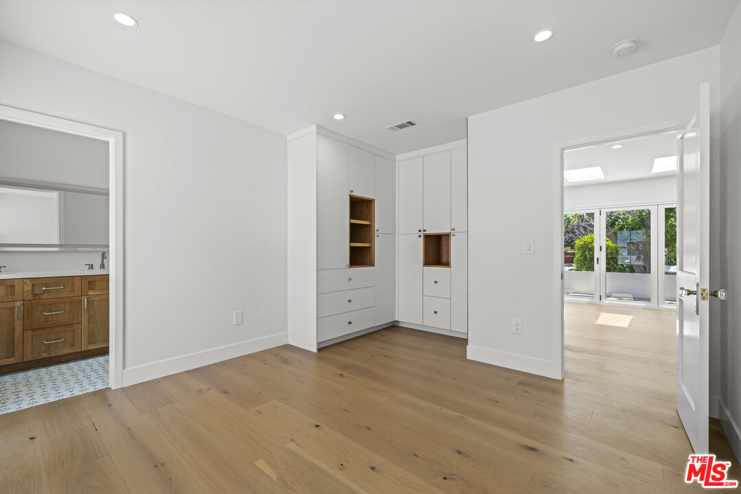 11151 Hortense Street North Hollywood, CA 91602 - Photo 18 of 48