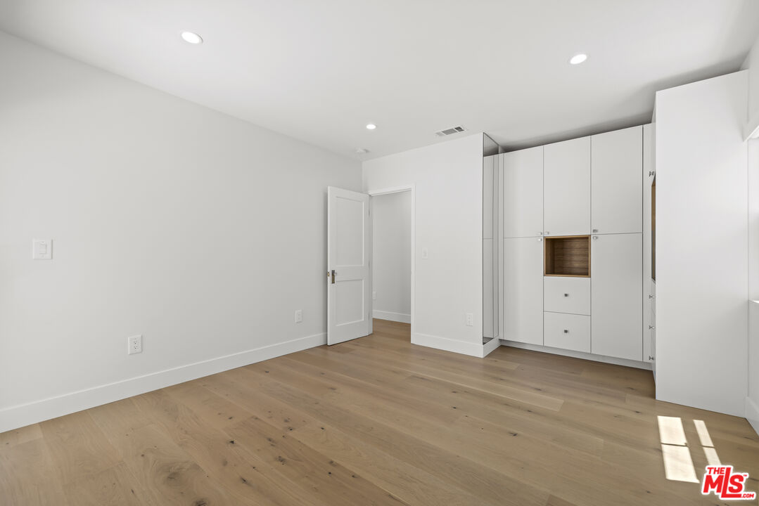 11151 Hortense Street North Hollywood, CA 91602 - Photo 22 of 48