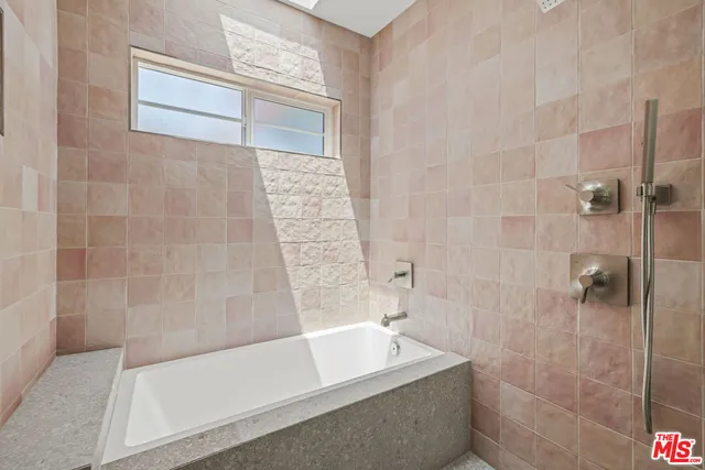 $9,990 | 11151 Hortense Street, North Hollywood, CA 91602