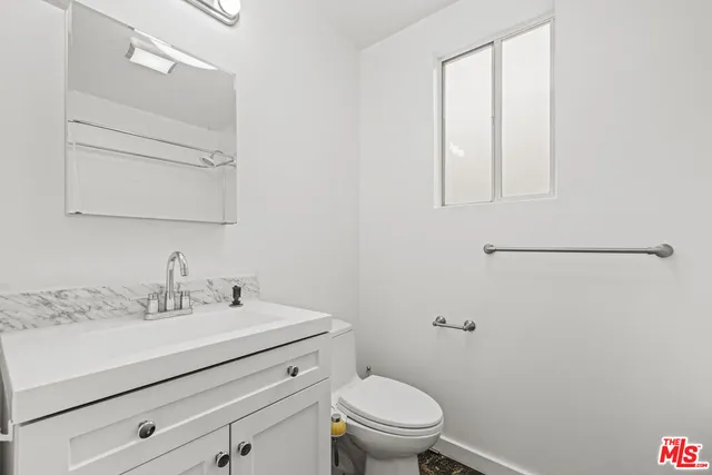 $9,990 | 11151 Hortense Street, North Hollywood, CA 91602