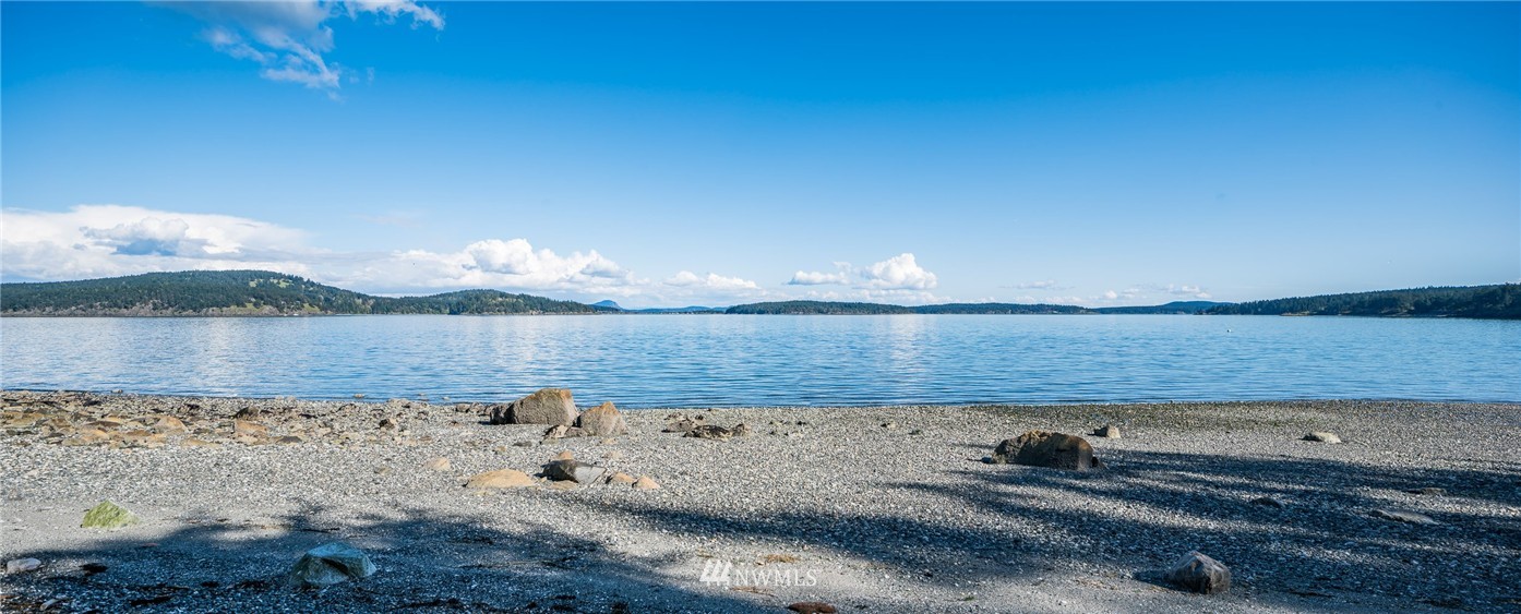 2331 Bakerview Road Lopez Island, WA 98261 - Photo 4 of 21