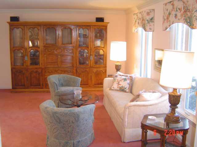 4538 Sylvan Road Indianapolis, IN 46228 - Photo 7 of 11 Gallery Image 7