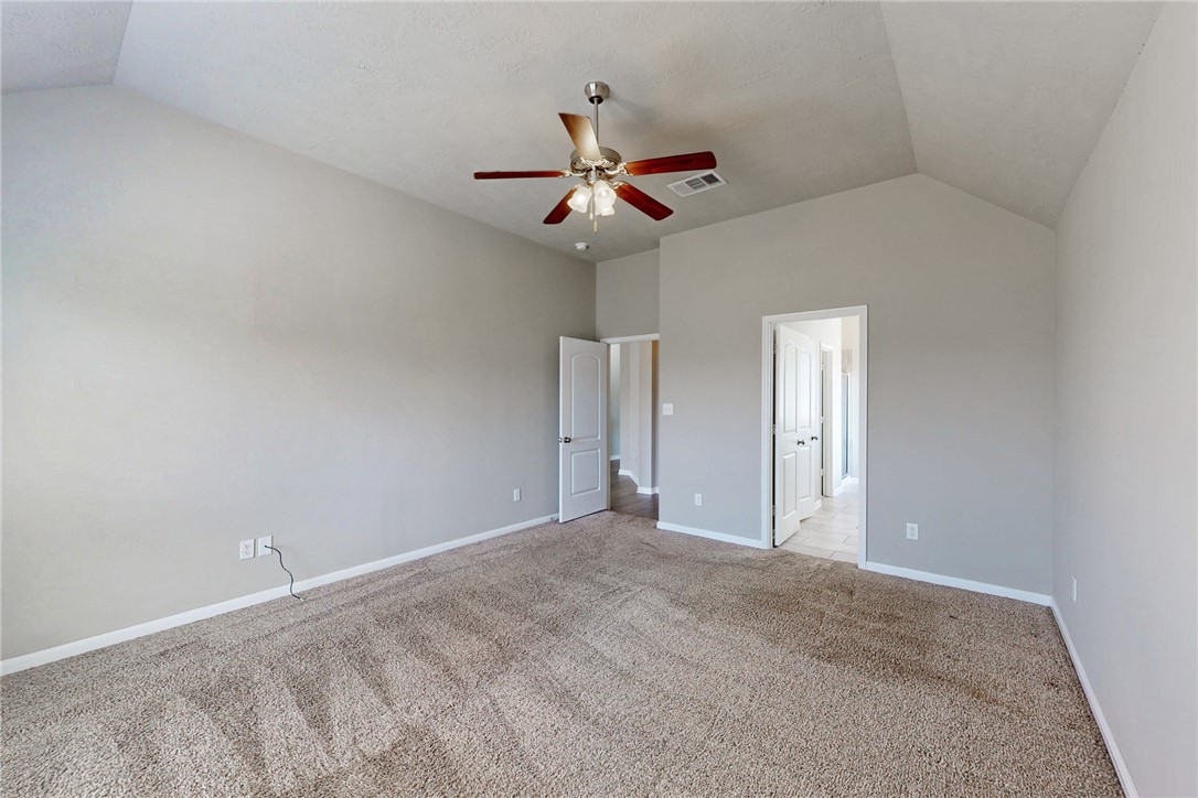 2043 Positano Loop Bryan, TX 77808 - Photo 8 of 22 Gallery Image 8