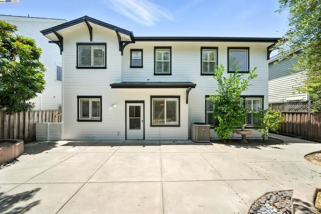 $999,949 | 1708 Latigo Lane, Healdsburg, CA 95448