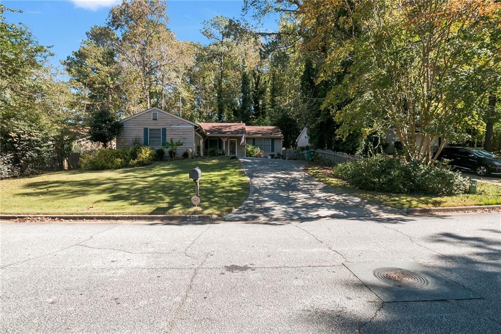 820 Hemingway Road Stone Mountain, GA 30088 - Photo 1 of 1 Gallery Image 1