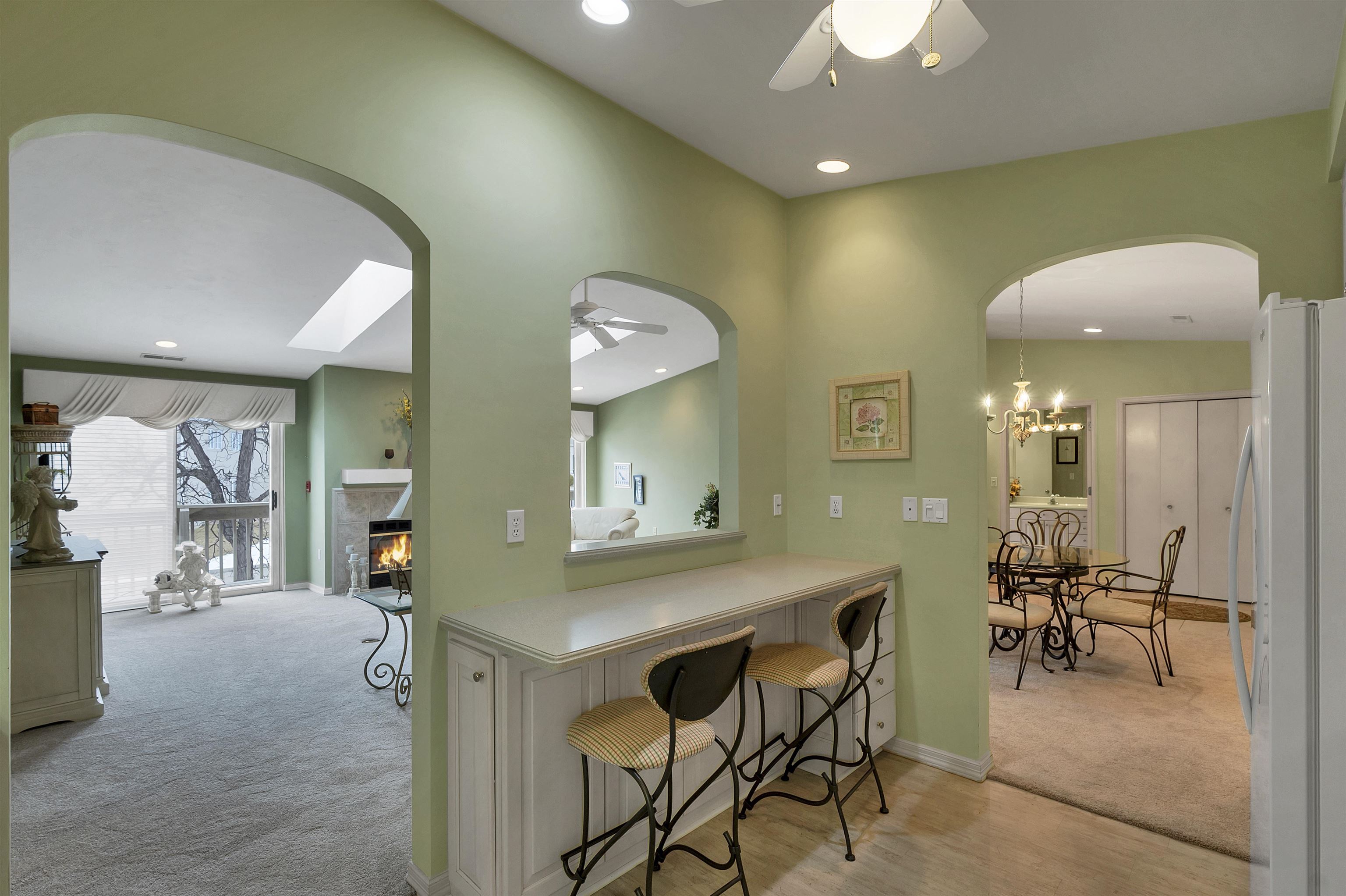 1600 Rustic Oaks Court, Unit 28 Green Bay, WI 54301 - Photo 20 of 45