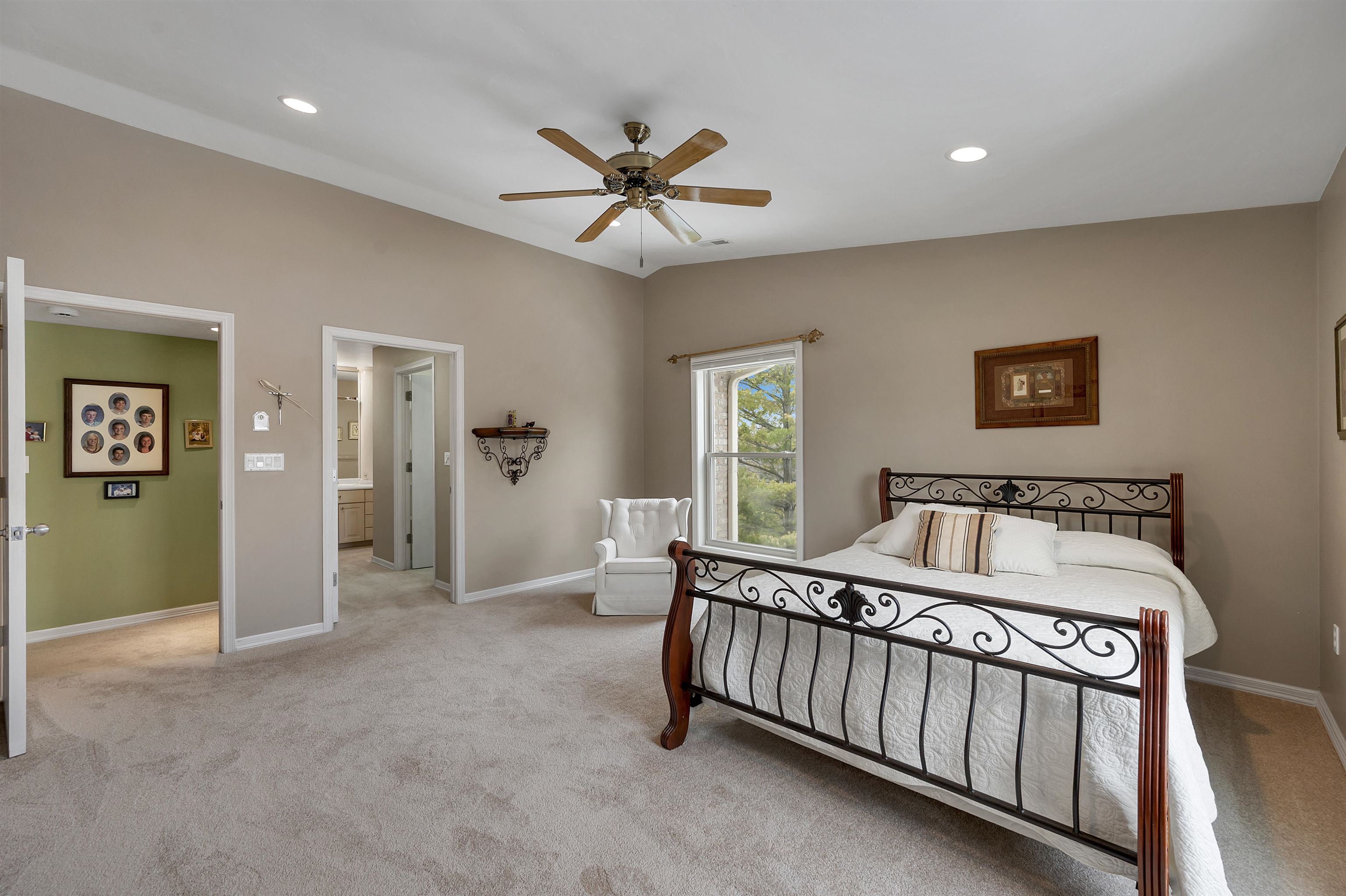 1600 Rustic Oaks Court, Unit 28 Green Bay, WI 54301 - Photo 21 of 45