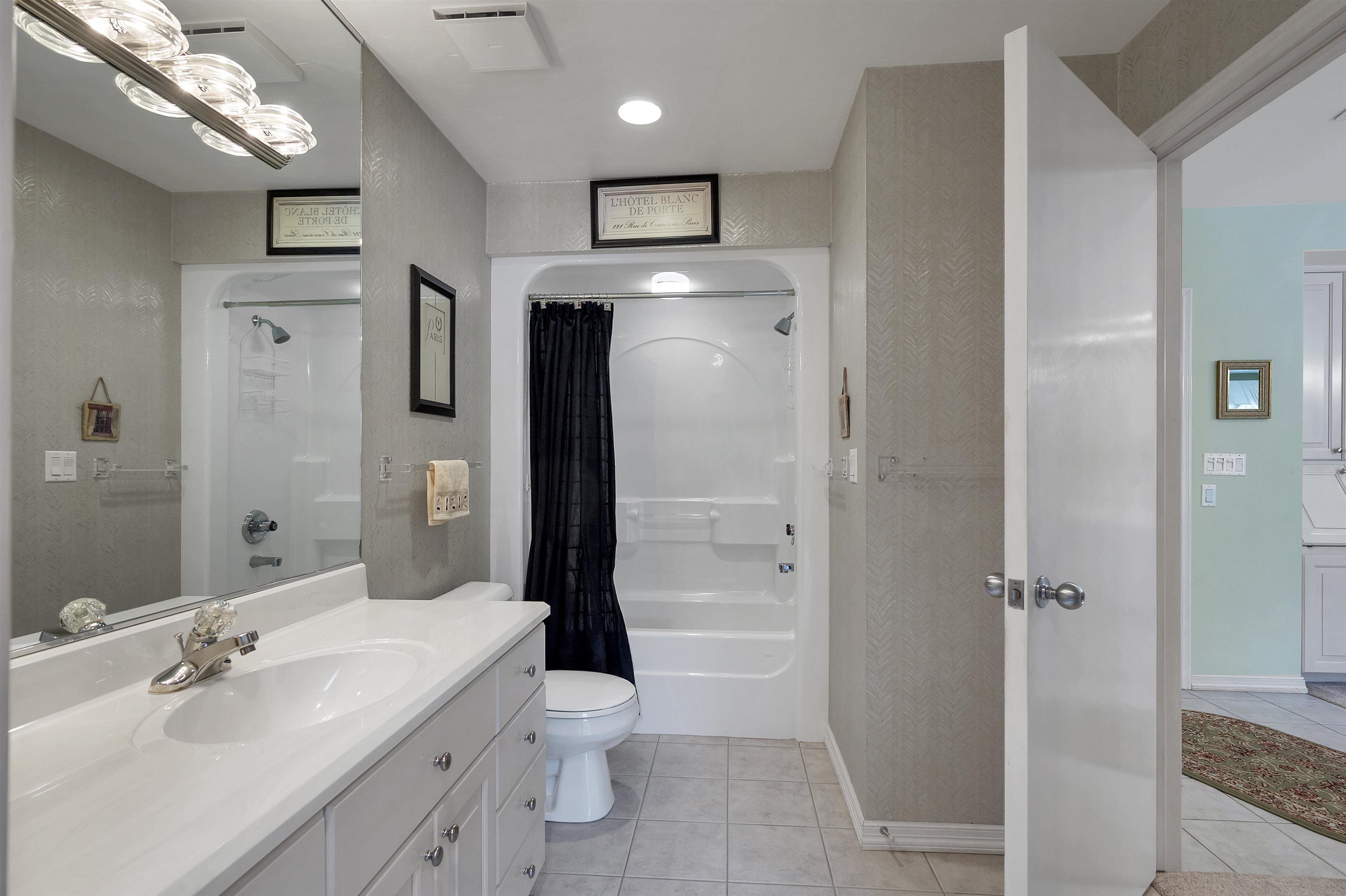 1600 Rustic Oaks Court, Unit 28 Green Bay, WI 54301 - Photo 29 of 45