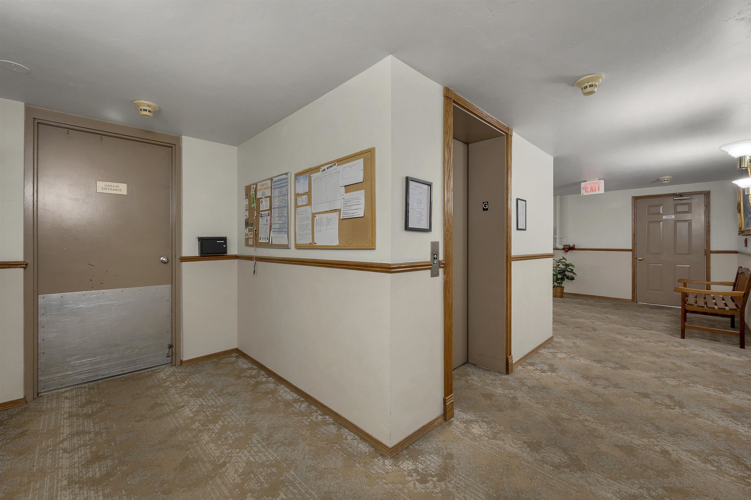 1600 Rustic Oaks Court, Unit 28 Green Bay, WI 54301 - Photo 35 of 45