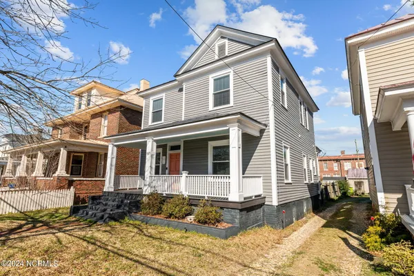 $2,115 | 1220 National Avenue, New Bern, NC 28560