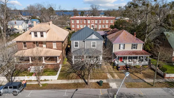 $2,115 | 1220 National Avenue, New Bern, NC 28560