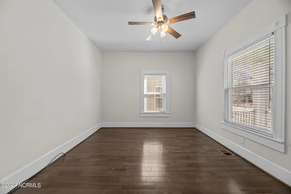 $2,115 | 1220 National Avenue, New Bern, NC 28560