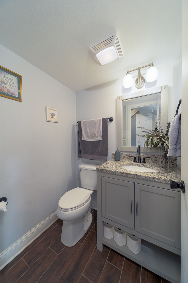 1201 Scarlet Drive Addison, IL 60101 - Photo 7 of 19