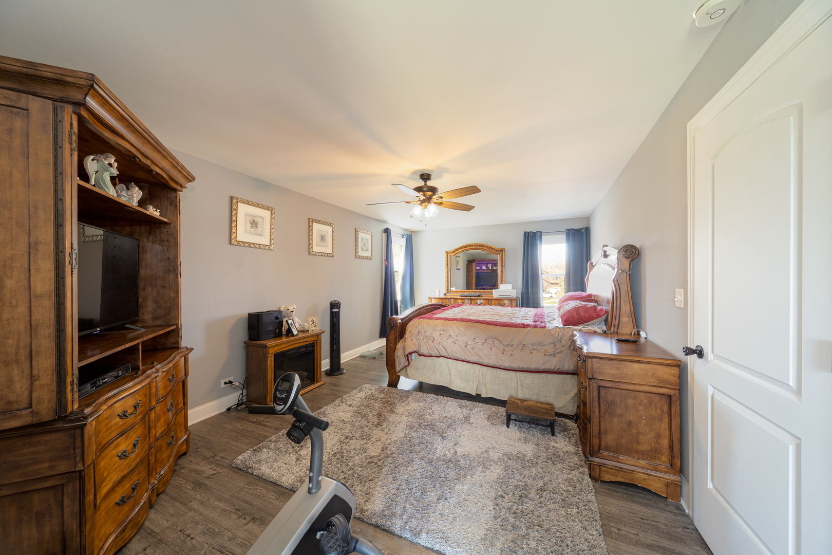 1201 Scarlet Drive Addison, IL 60101 - Photo 8 of 19