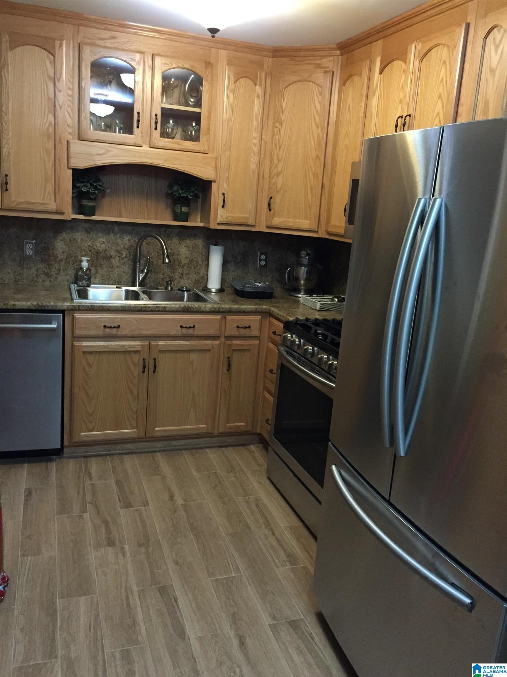 901 Hagwood Road Birmingham, AL 35235 - Photo 5 of 10