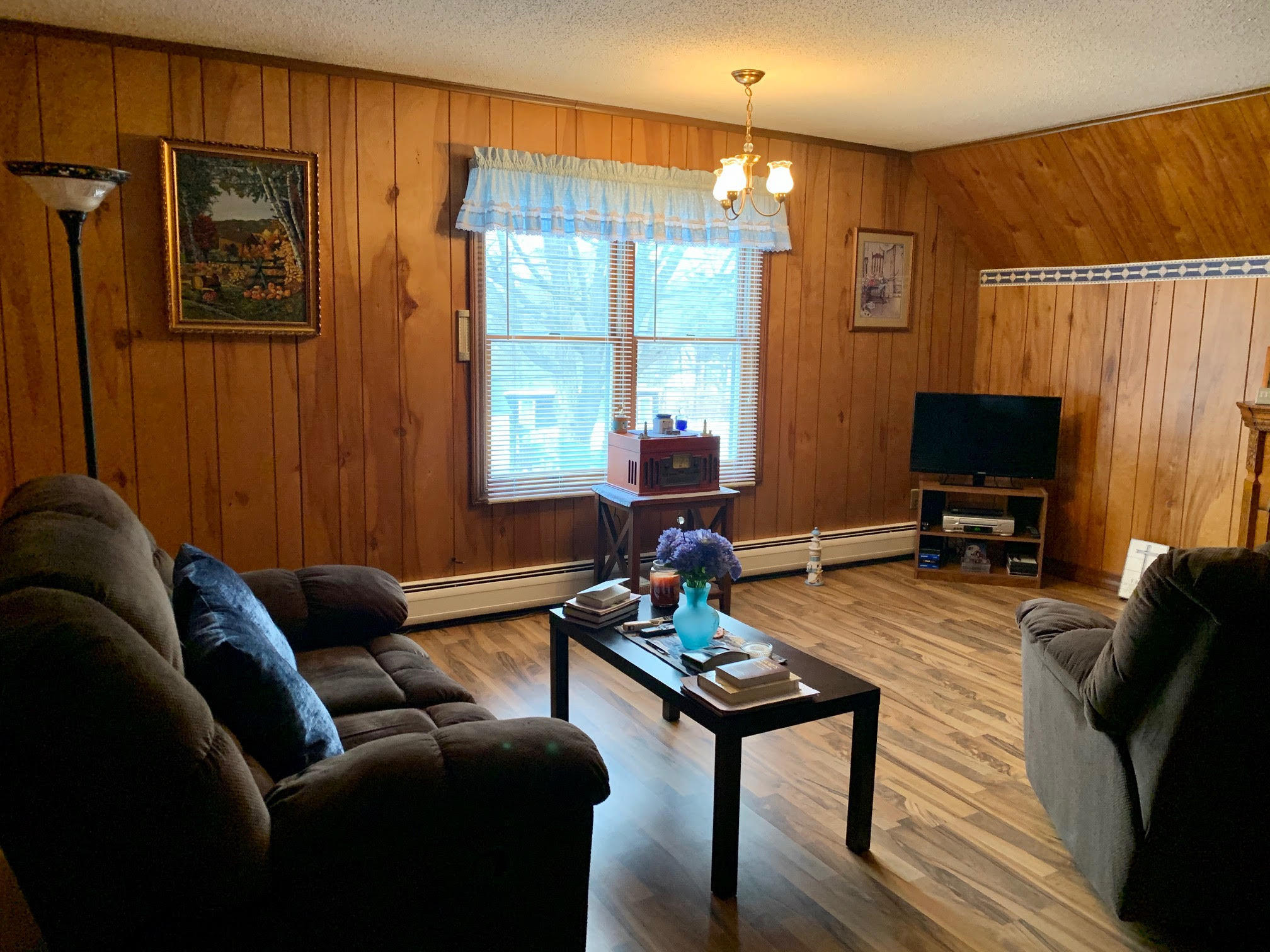 3 Silver Terrace Waterville, ME 04901 - Photo 23 of 37 Living Room