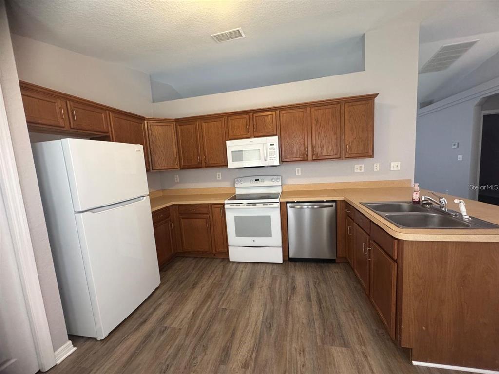 4077 Southwest 131st Place Road Ocala, FL 34473 - Photo 5 of 17