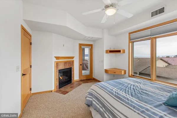 $319,000 | 1215 North Lakeshore Drive, Unit 307, Lake City, MN 55041