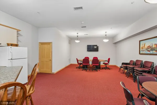 $319,000 | 1215 North Lakeshore Drive, Unit 307, Lake City, MN 55041