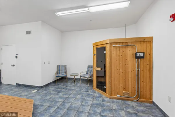 $319,000 | 1215 North Lakeshore Drive, Unit 307, Lake City, MN 55041