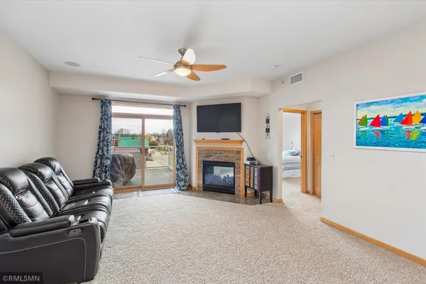 $319,000 | 1215 North Lakeshore Drive, Unit 307, Lake City, MN 55041