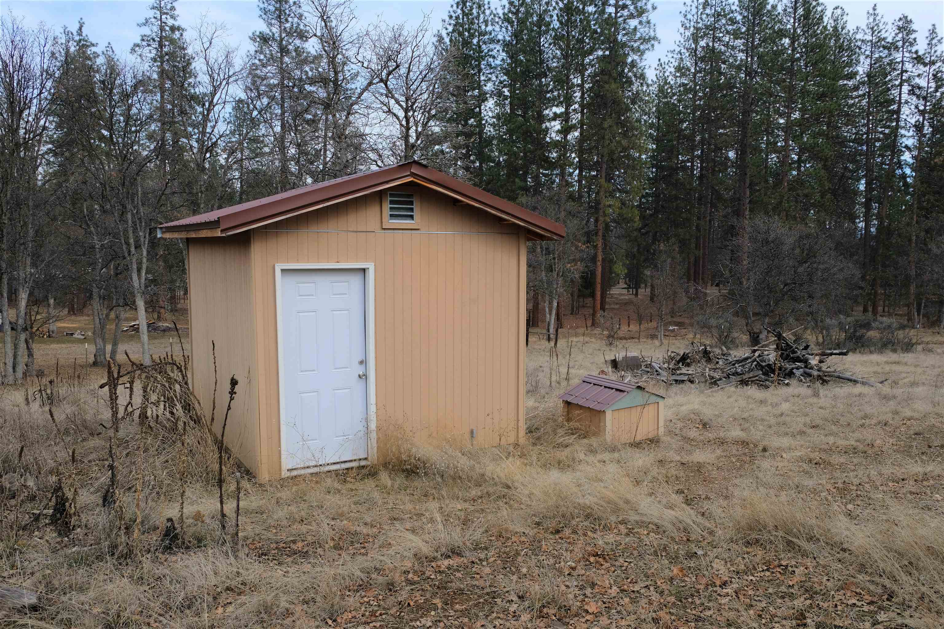 4902 Travis Heights Road Yreka, CA 96097 - Photo 20 of 32 Gallery Image 20