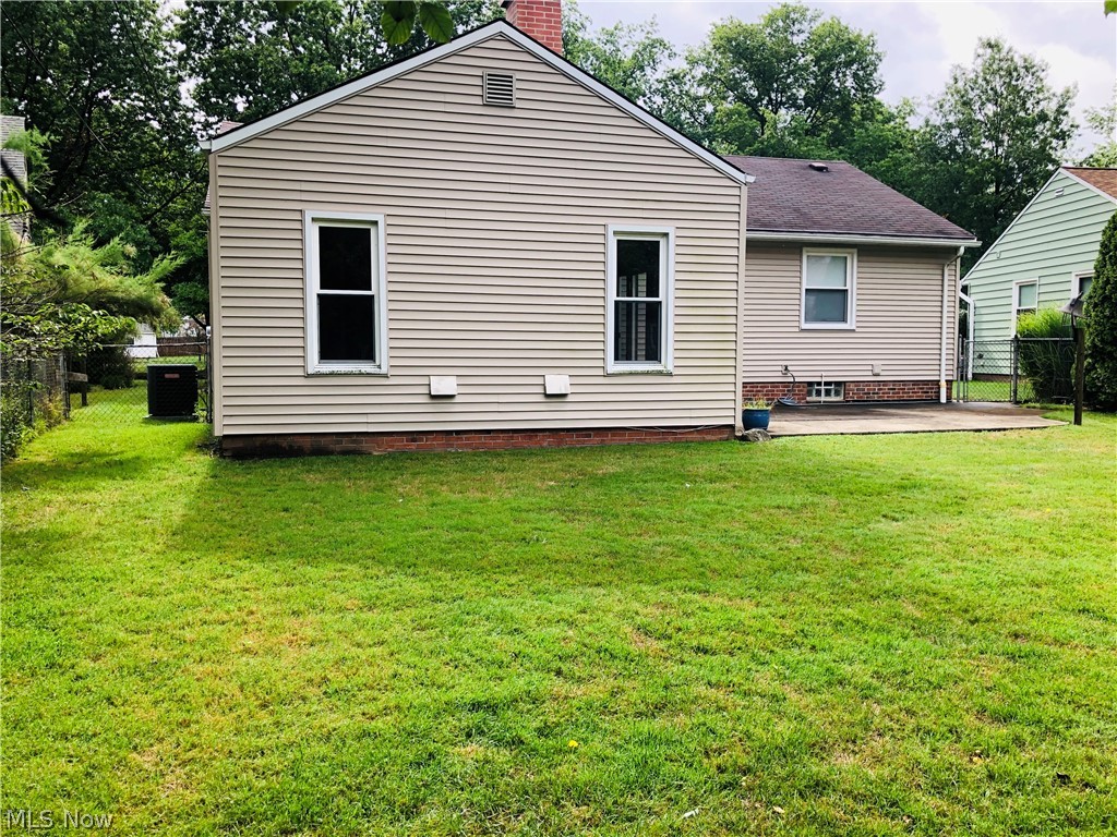 1410 Haverston Road Lyndhurst, OH 44124 - Photo 11 of 11