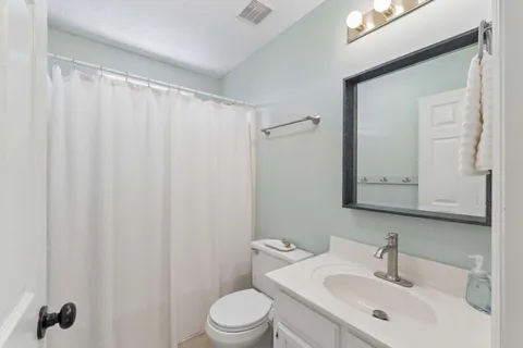 $385,000 | 5204 Village Trace, Nashville, TN 37211