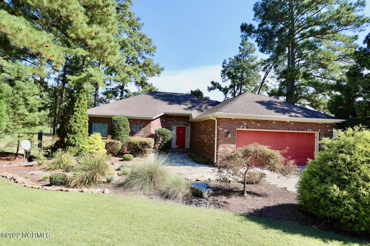 180 Ridgewood Road Pinehurst, NC 28374 - Photo 1 of 56 16643147625428