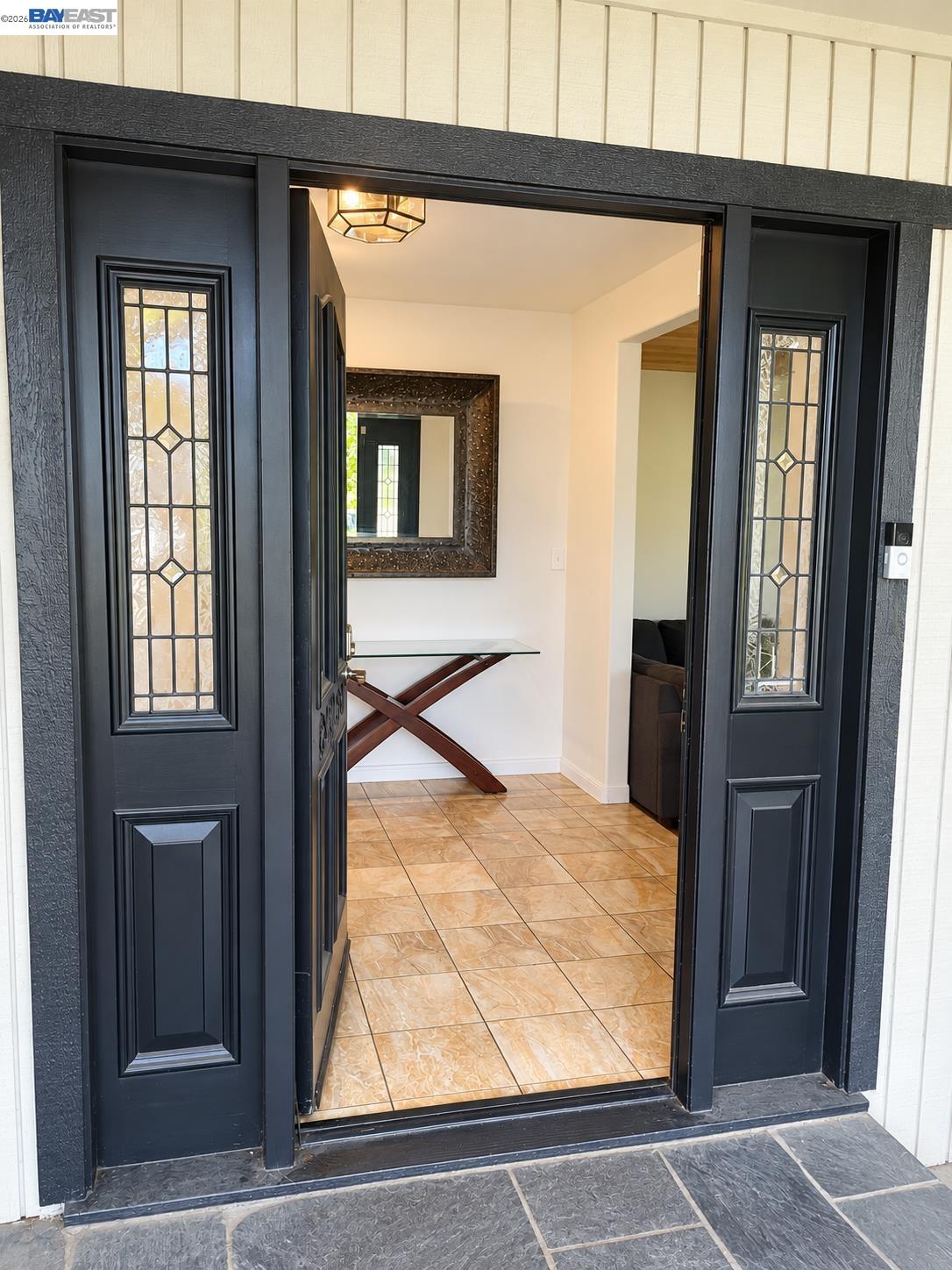 2204 Cheyenne Way Modesto, CA 95356 - Photo 2 of 19 Gallery Image 2