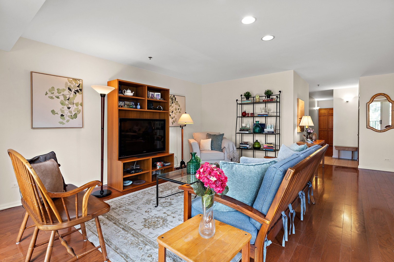 5020 Arbor Lane, Unit 203 Northfield, IL 60093 - Photo 3 of 19