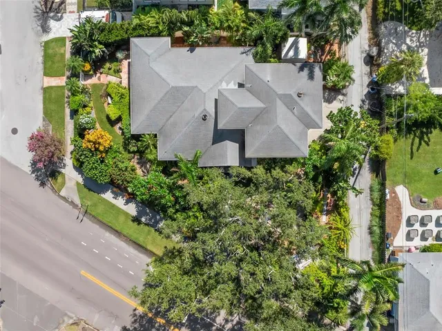 $1,495,000 | 1417 Beach Drive Northeast, St. Petersburg, FL 33704
