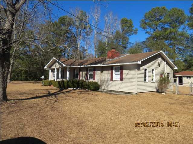 446 Starbrook Road Smoaks, SC 29481 - Photo 1 of 12 Primary Photo