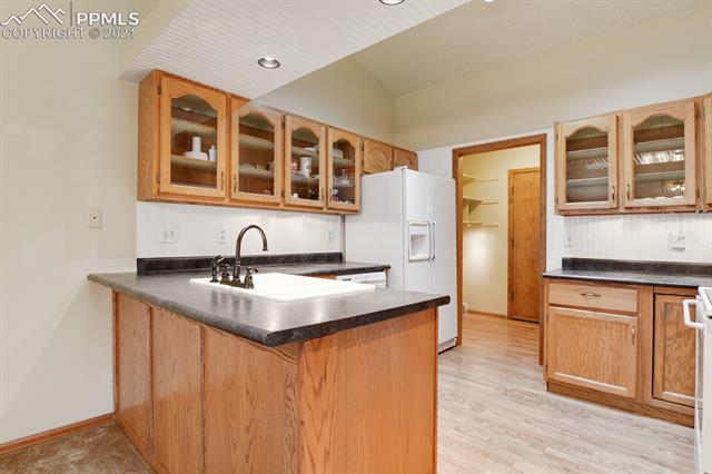 26 Rising Sun Terrace Colorado Springs, CO 80921 - Photo 6 of 27