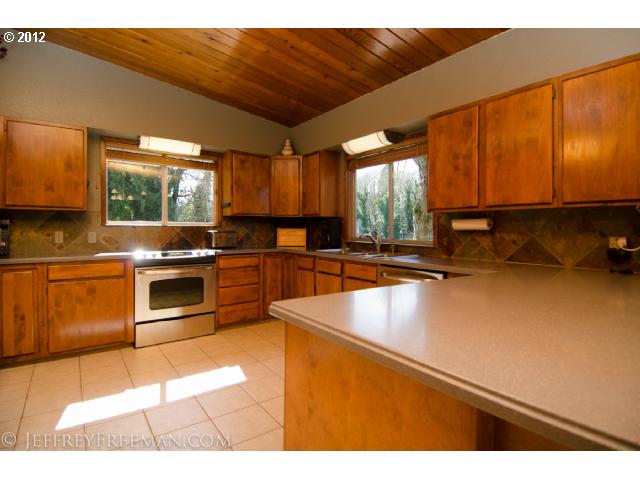 21625 Johnson Road West Linn, OR 97068 - Photo 2 of 16 Gallery Image 2