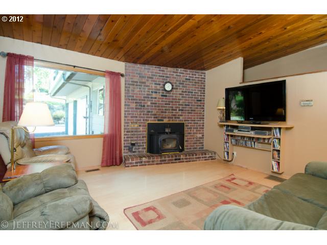 21625 Johnson Road West Linn, OR 97068 - Photo 6 of 16 Gallery Image 6
