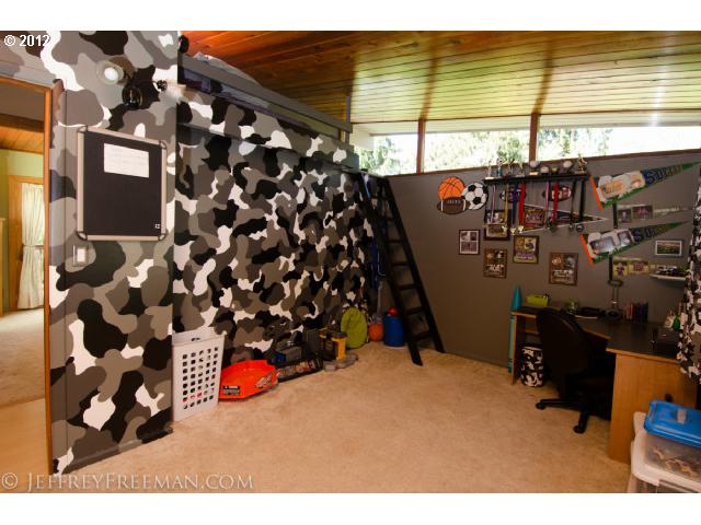 21625 Johnson Road West Linn, OR 97068 - Photo 9 of 16 Gallery Image 9
