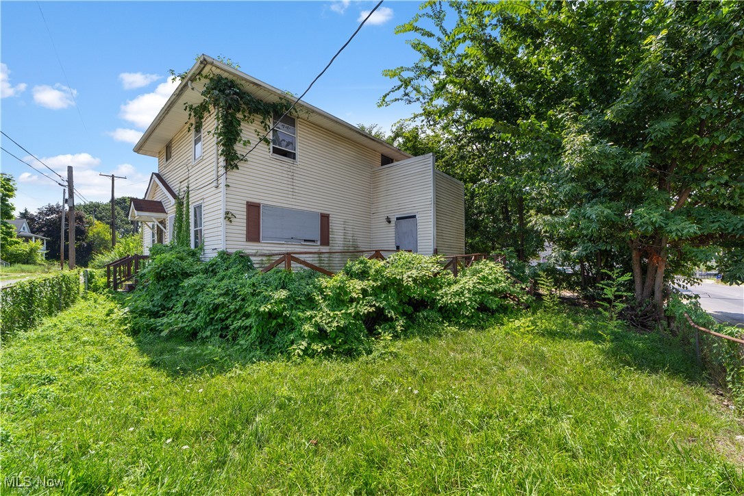7524 Aetna Road Cleveland, OH 44105 - Photo 16 of 23 Gallery Image 16