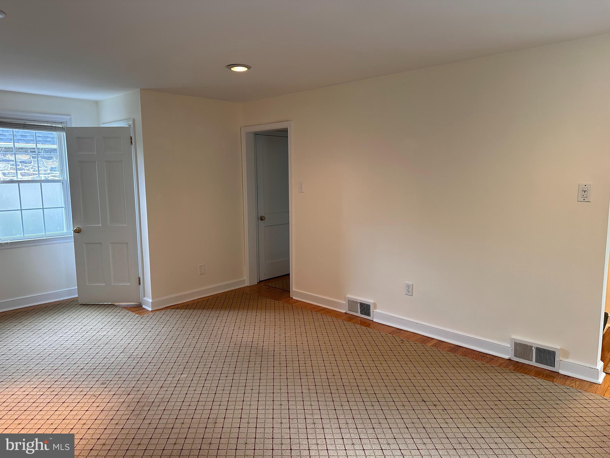 8 Arthur Road Bryn Mawr, PA 19010 - Photo 5 of 28