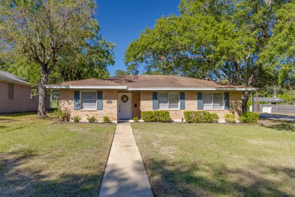 $239,000 | 600 Spinn Street, Brenham, TX 77833