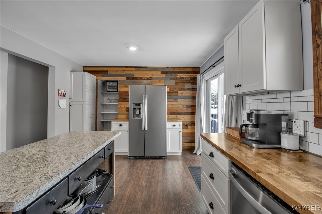 3346 Ewings Road Newfane, NY 14094 - Photo 5 of 31