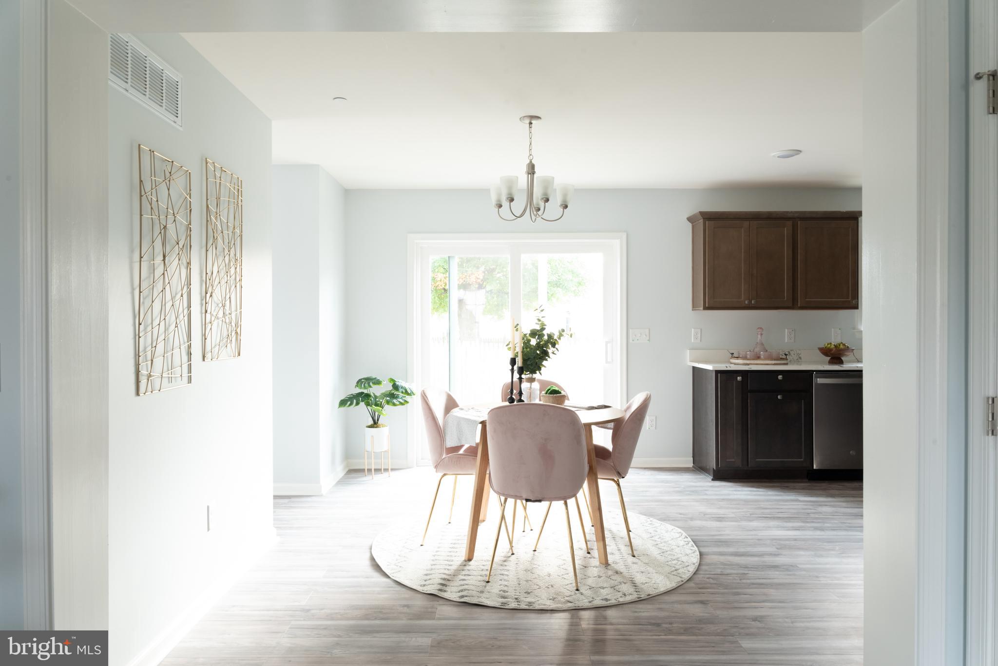 825 Selby Boulevard Edgewater, MD 21037 - Photo 13 of 55 Dining Area off of Kitchen