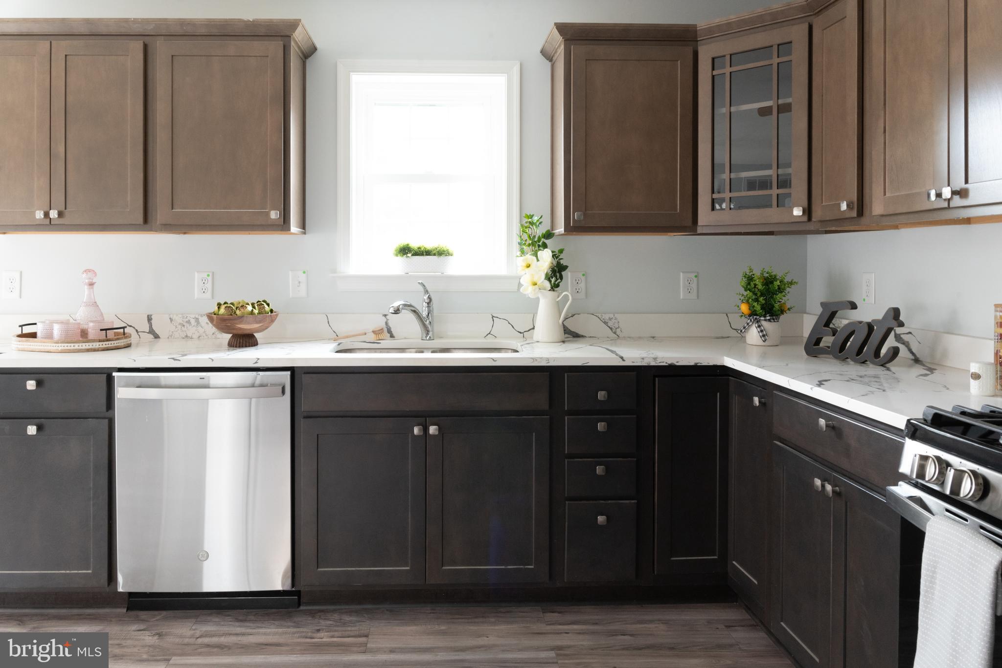 825 Selby Boulevard Edgewater, MD 21037 - Photo 14 of 55 View of kitchen w/stainless steal appliances