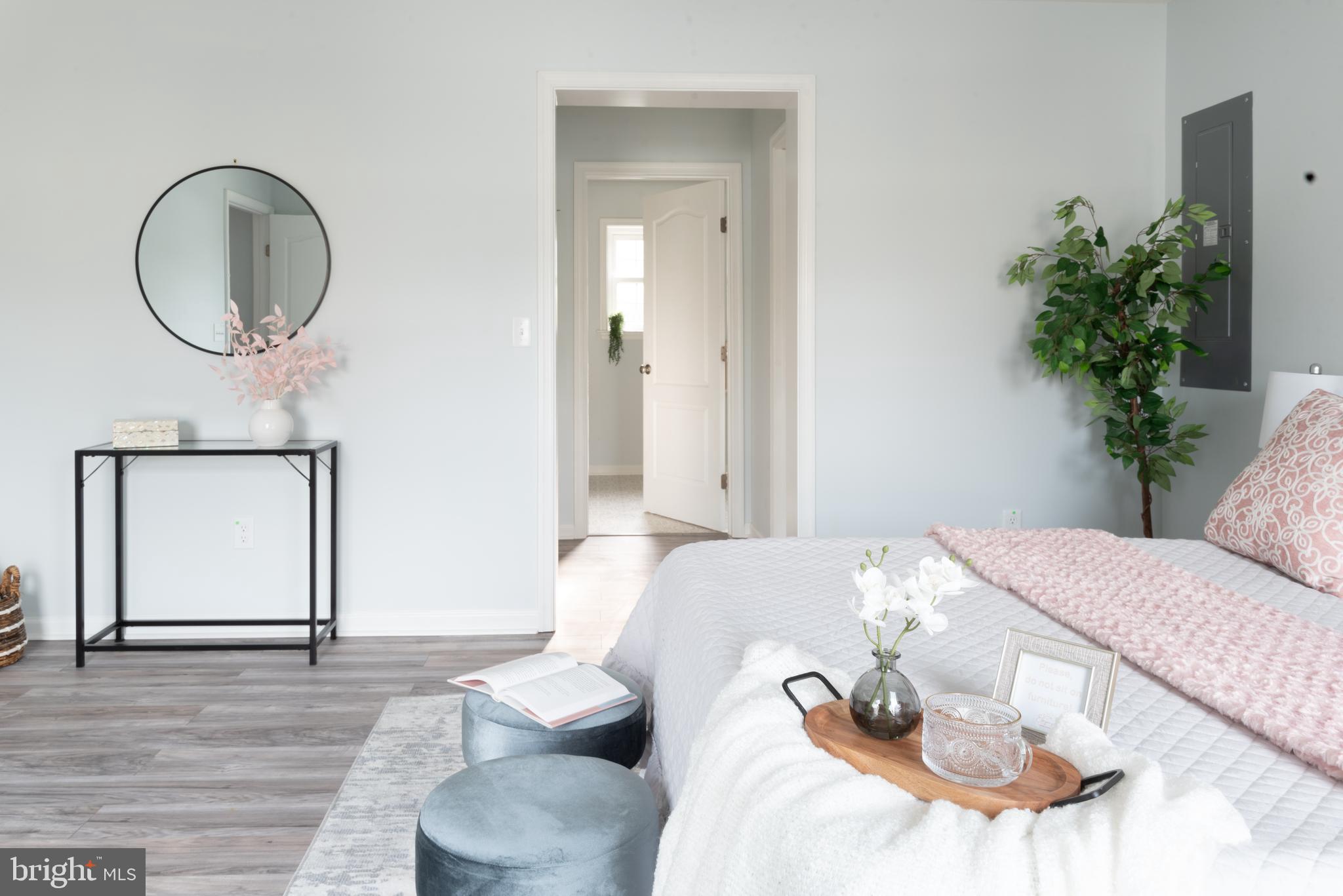 825 Selby Boulevard Edgewater, MD 21037 - Photo 22 of 55 Primary Bedroom view of Primary Bath & Closet