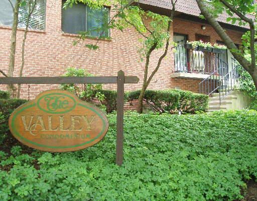 1 Valley Road, Unit 106 Stamford, CT 06902 - Photo 1 of 1 a view of outdoor space and yard